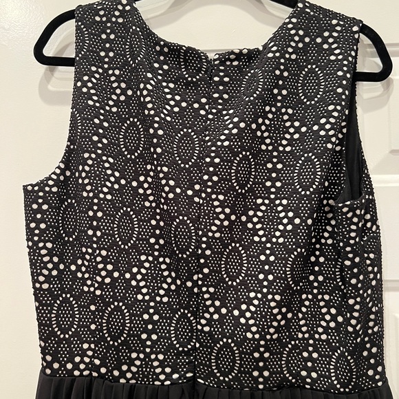 New York & Company Stretch Black Lace Dress 18 - Picture 2 of 8